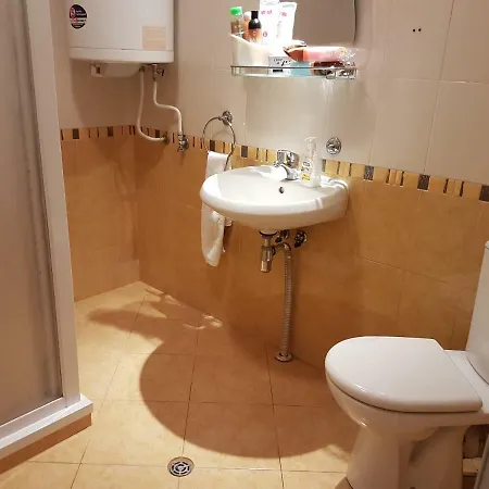 شقة Apartament Perlla 2 *